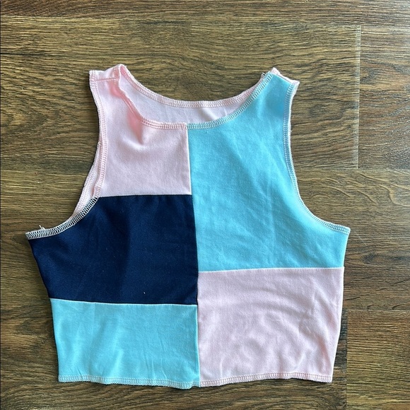 Colorblock Sleeveless Crop Top | Crop Top | Colorblock - Picture 1 of 3